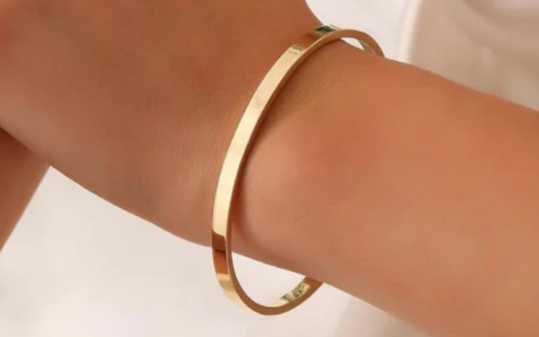 Gold Bangles Regular Use