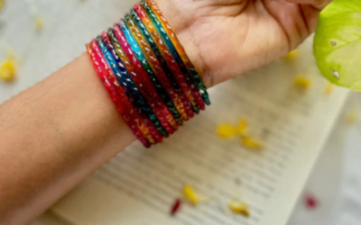 Can an Unmarried Girl Wear Glass Bangles?
